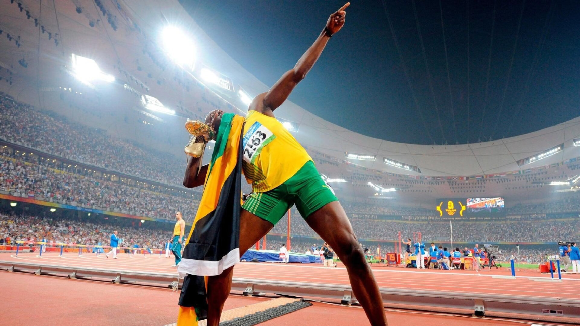 意式蛙泳硬核出击 切拉苏奥洛冲出风采