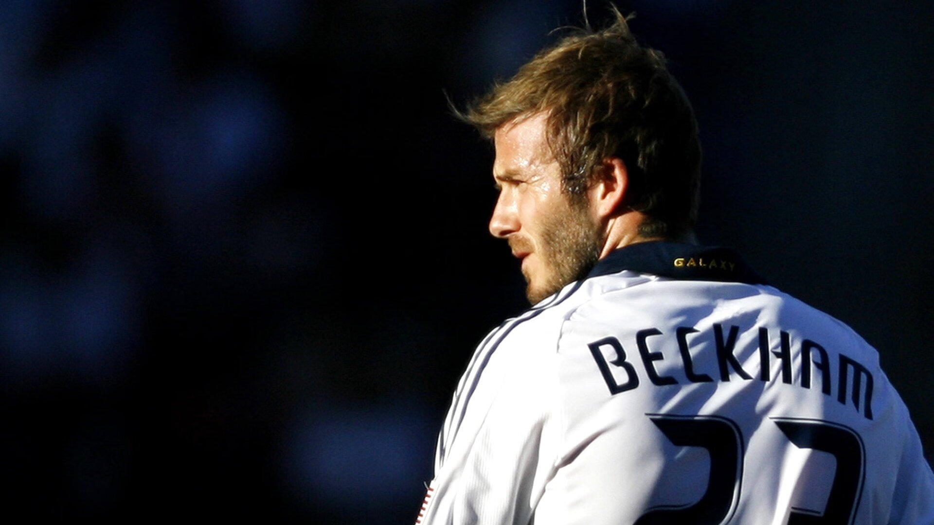 印度队又赢了，板球迷彻夜狂欢，印度板球队队长